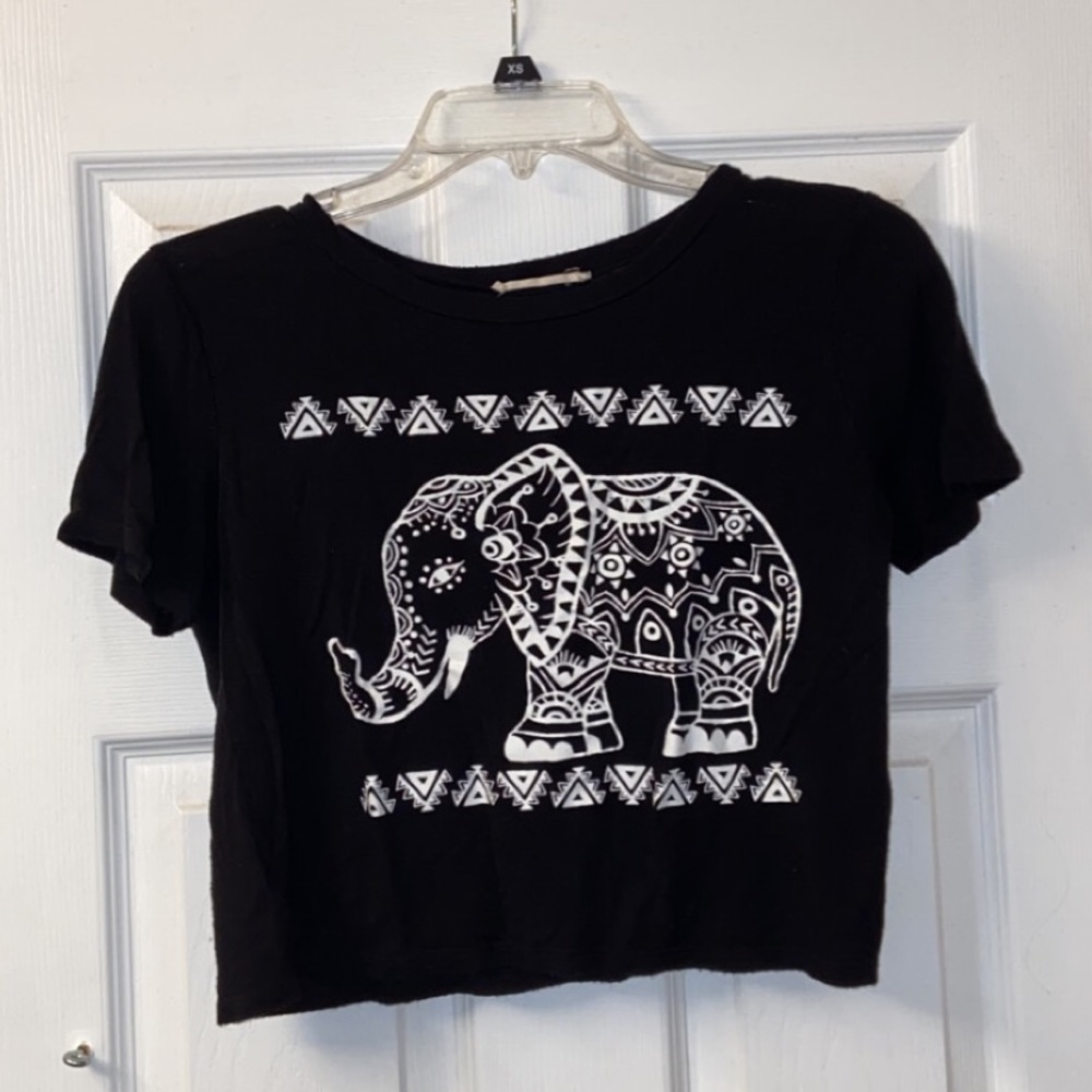 Cropped tee shirt
